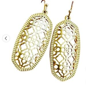 Kendra Scott - Rose Gold Filigree Dangle Earrings. Size OS